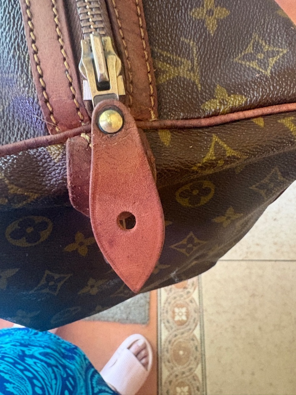 LV Sac Souple 45 Monogram Vintage Travel Bag Authentic - Picture 6 of 15